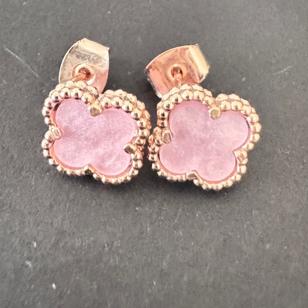 Elegant Pink Clover Earrings
